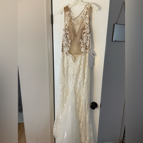 NWT Bridal Gown - Picture 3 of 7